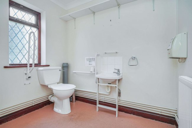 West Wellow Methodist Church, Maurys Lane, West Wellow, Romsey, SO51 6DA 7