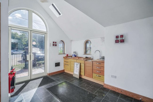 Nomansland Methodist Church, Forest Road, Nomansland, Salisbury SP5 2BP 4