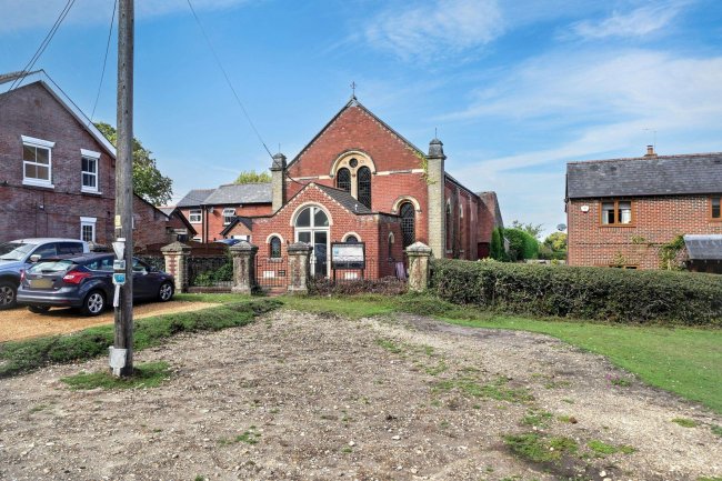 Nomansland Methodist Church, Forest Road, Nomansland, Salisbury SP5 2BP 4