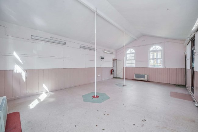 Nomansland Methodist Church, Forest Road, Nomansland, Salisbury SP5 2BP 4