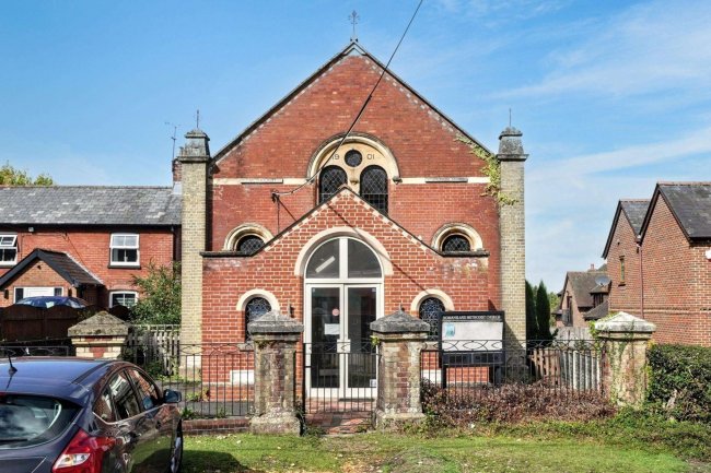 Nomansland Methodist Church, Forest Road, Nomansland, Salisbury SP5 2BP 4