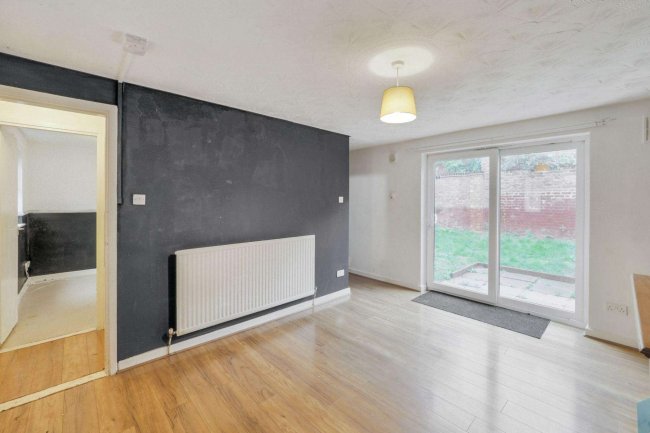 24 Alberta Terrace, New Basford, Nottingham NG7 6JA 6