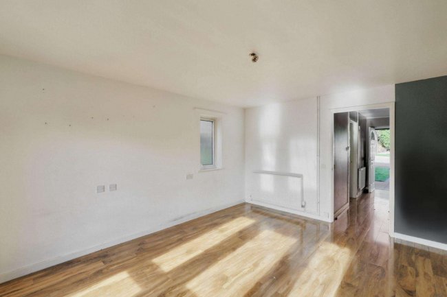 30 Selkirk Street, Chaddesden, Derby DE21 6GL 8