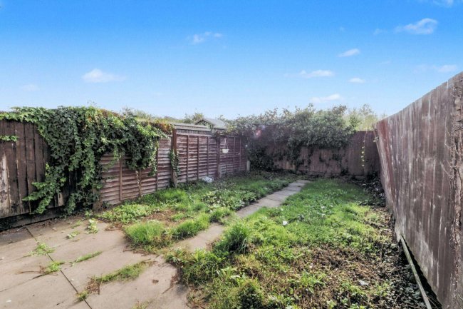 30 Selkirk Street, Chaddesden, Derby DE21 6GL 8