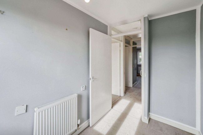 30 Selkirk Street, Chaddesden, Derby DE21 6GL 8