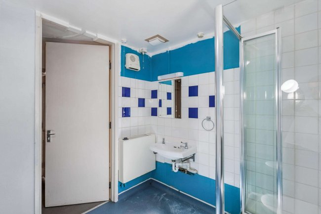 22 Dora Carr Close, Headington, Oxford, Oxfordshire, OX3 9RF 6