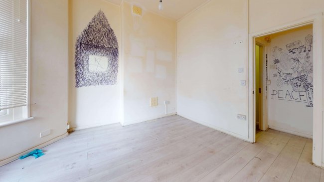 Flat B, 8 Cherington Road, Hanwell, London, W7 3HJ 3