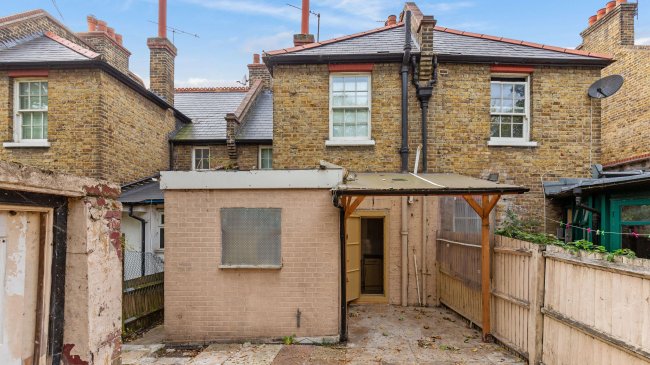 15 Peabody Estate, Lordship Lane, Tottenham, London, N17 7QJ 10