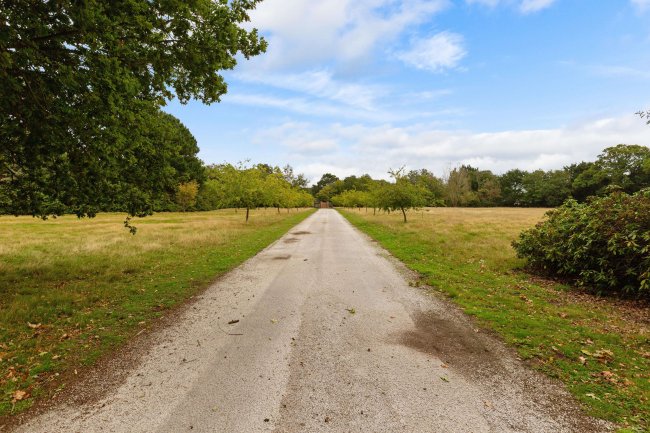 Davali House, Crow Lane, Tendring, Essex, CO16 9AP 6