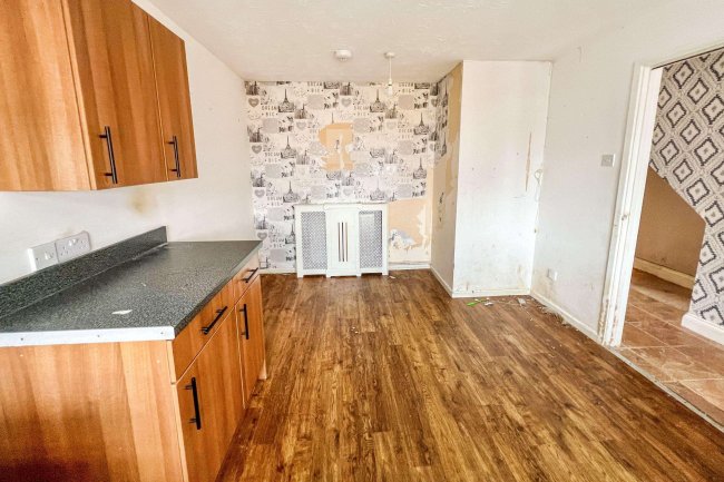 36 Woodroffe Square, Calne, Wiltshire, SN11 8PW 8