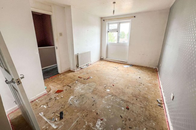 36 Woodroffe Square, Calne, Wiltshire, SN11 8PW 8