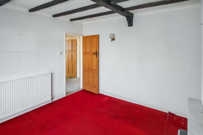 27 Sunstar Lane, Polegate, East Sussex BN26 5HS 10