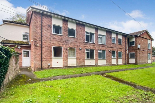 101 Waiblingen Way, Devizes, Wiltshire SN10 2BW 2