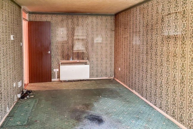 101 Waiblingen Way, Devizes, Wiltshire SN10 2BW 2