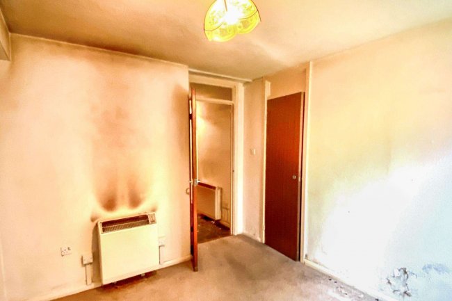 101 Waiblingen Way, Devizes, Wiltshire SN10 2BW 2
