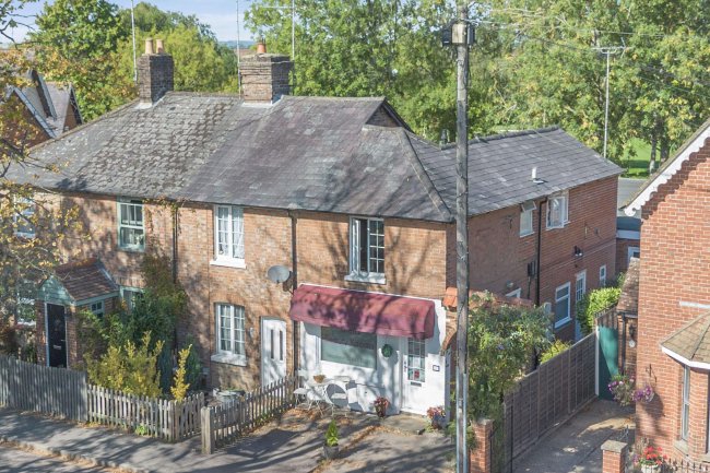 7 St Leonards Road and Premier House  , Horsham RH13 6EH 8