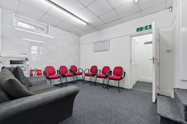 585-587 Cheetham Hill Road, Manchester, M8 9JE 8