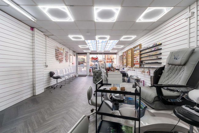 585-587 Cheetham Hill Road, Manchester, M8 9JE 8