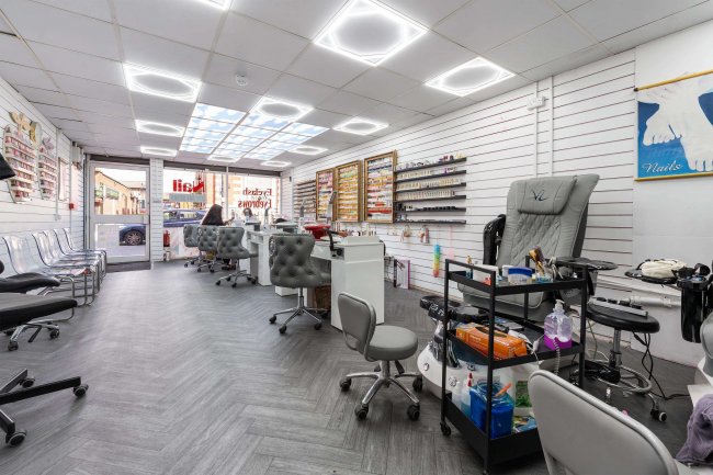 585-587 Cheetham Hill Road, Manchester, M8 9JE 8