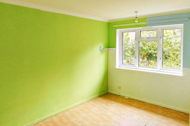 1 Kembles Close, Malmesbury, Wiltshire, SN16 9NU 2