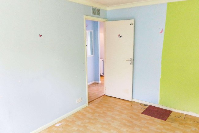 1 Kembles Close, Malmesbury, Wiltshire, SN16 9NU 2