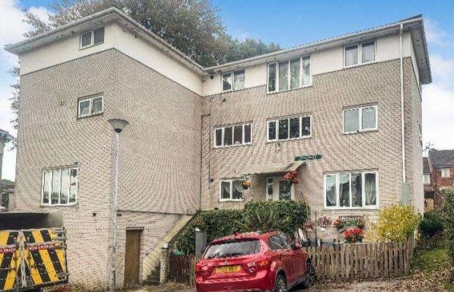 Flat 8, Swan House, Hillmead, Shepton Mallet BA4 5EZ 2