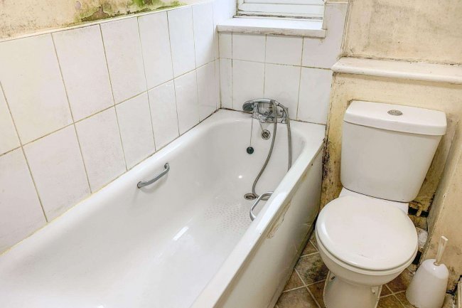 34 Austin Close, Frome, Somerset BA11 5AY 1