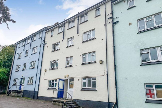 34 Austin Close, Frome, Somerset BA11 5AY 1