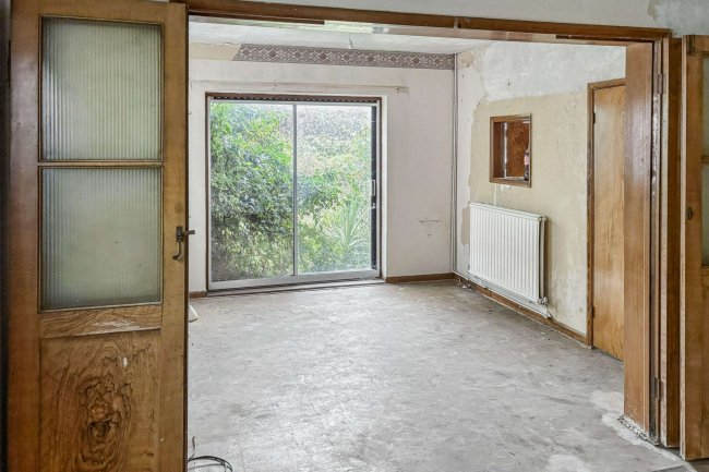 37 Stuart Road, Southend-on-sea, Essex, SS2 5JS 6