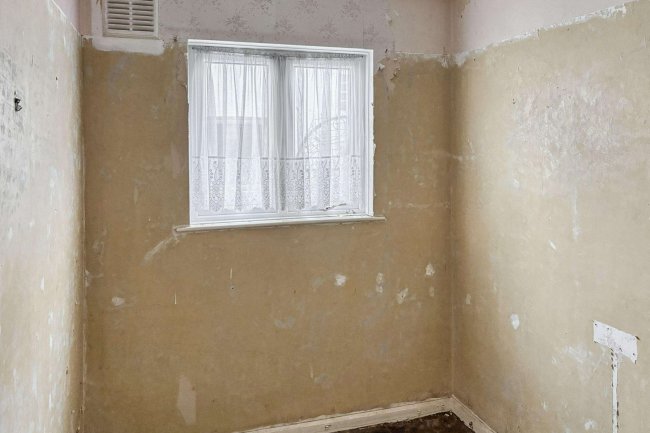 37 Stuart Road, Southend-on-sea, Essex, SS2 5JS 6