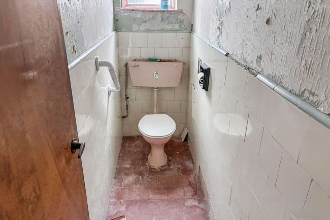 37 Stuart Road, Southend-on-sea, Essex, SS2 5JS 6