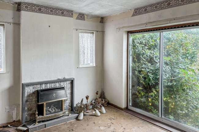 37 Stuart Road, Southend-on-sea, Essex, SS2 5JS 6