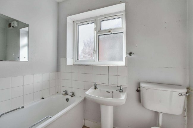 Flat A & B, 54 Herga Road, Harrow HA3 5AS 1