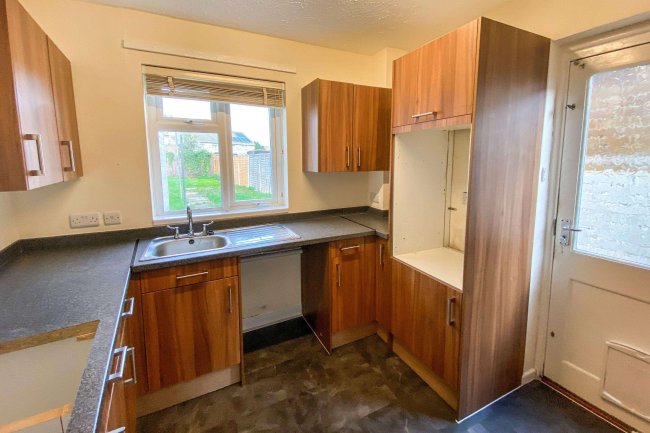 20 Manor Road, Chippenham, Wiltshire, SN14 0LH 10