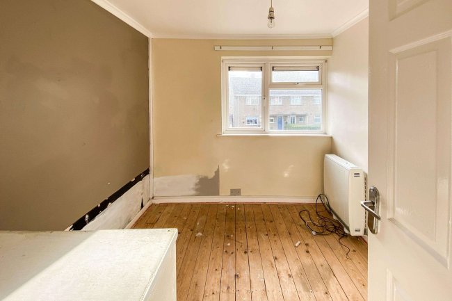 20 Manor Road, Chippenham, Wiltshire, SN14 0LH 10