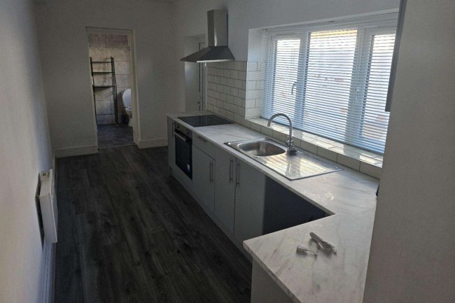 9 King Street, Middlesborough, TS6 6JX 8