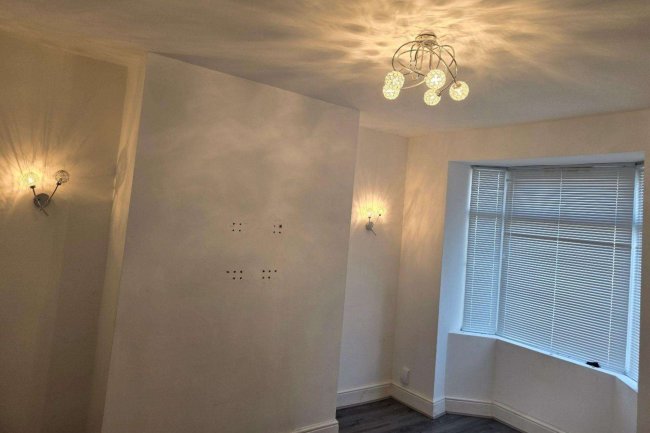 9 King Street, Middlesborough, TS6 6JX 8