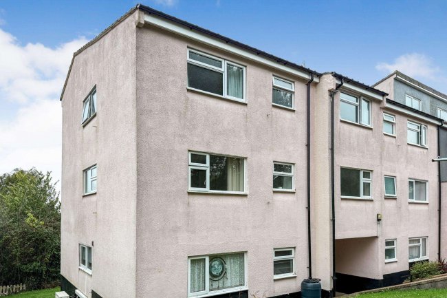 17 Bishops Wilfrid, Teignmouth, Devon TQ14 9BN 21