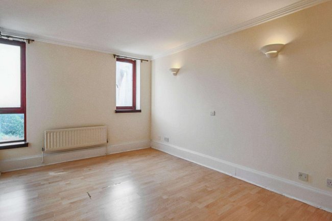 52 Chasewood Park, Harrow on the Hill Harrow HA1 3YR 9