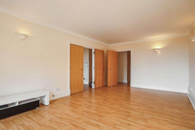 52 Chasewood Park, Harrow on the Hill Harrow HA1 3YR 9