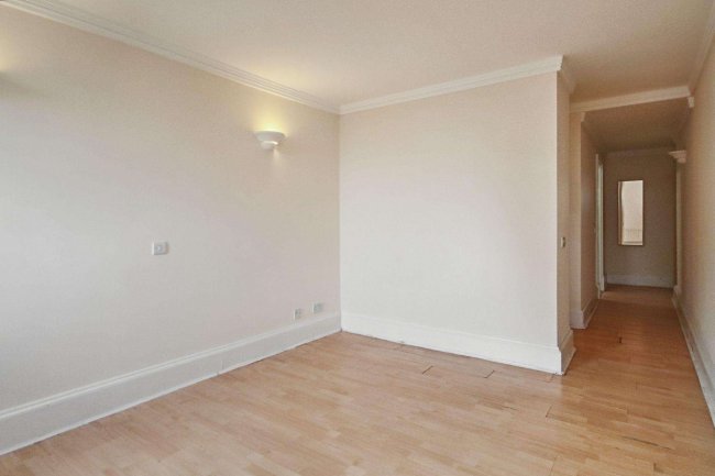 52 Chasewood Park, Harrow on the Hill Harrow HA1 3YR 9