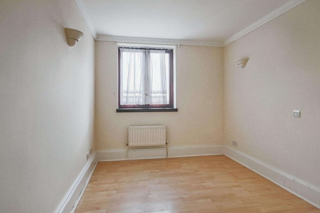 52 Chasewood Park, Harrow on the Hill Harrow HA1 3YR 9