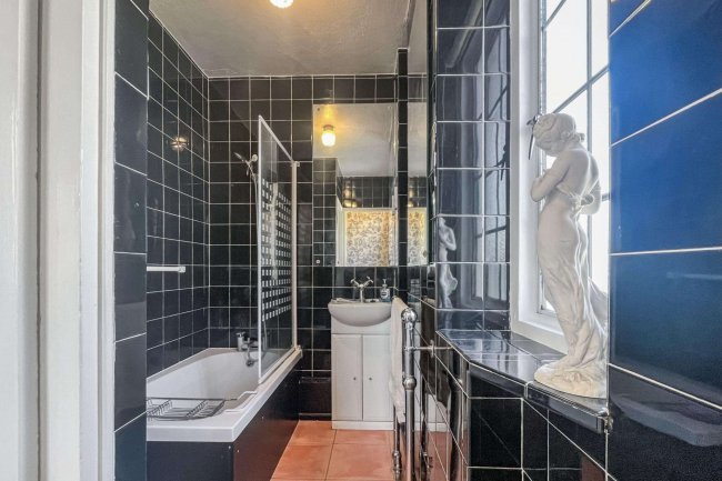 Flat 10, Wavertree Court, Wavertree Road, Streatham Hill, London, SW2 4TL 6