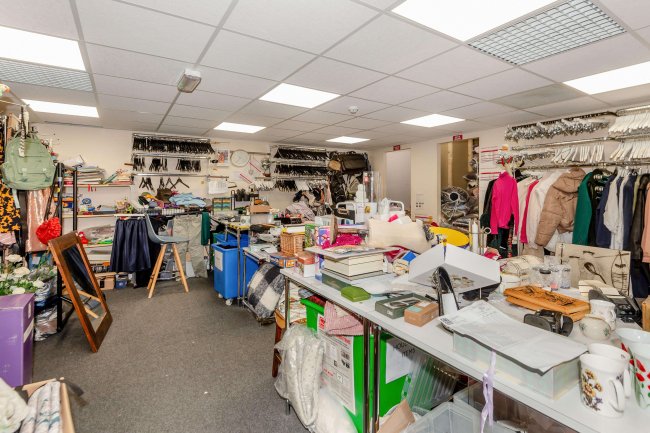 33-35 Broad Street, Teddington, London, TW11 8QZ 5
