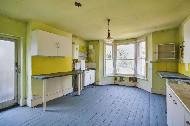 Flats A and B, 49 Romford Road, Stratford, London, E15 4LY 10