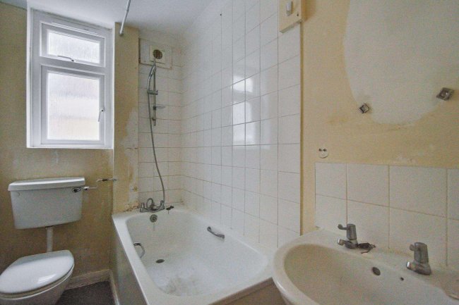 Flats A and B, 49 Romford Road, Stratford, London, E15 4LY 10