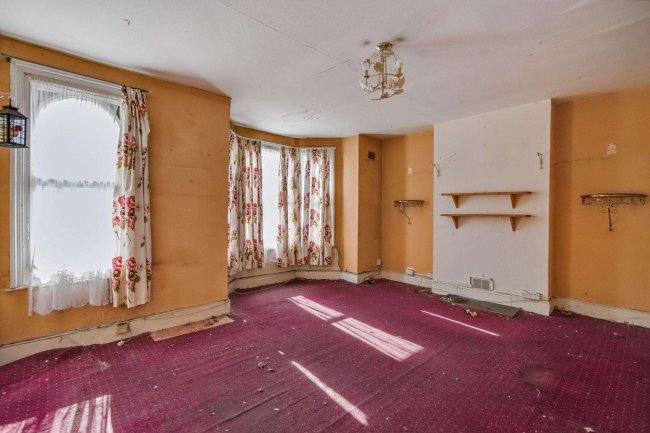 Flats A and B, 49 Romford Road, Stratford, London, E15 4LY 10