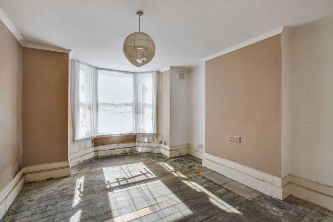 Flats A and B, 49 Romford Road, Stratford, London, E15 4LY 10