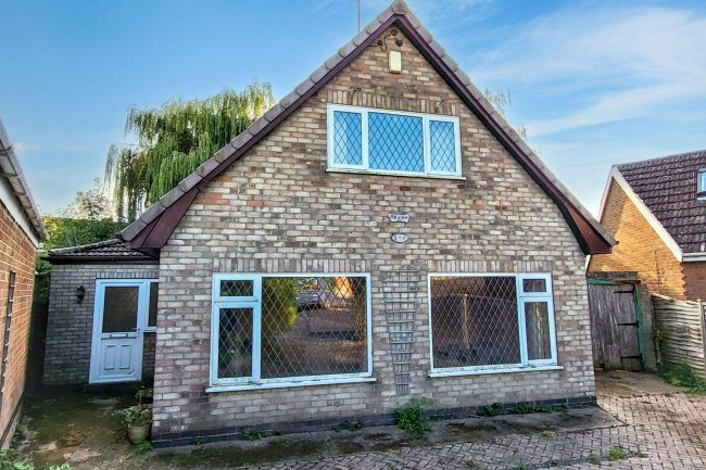 6 Chestnut Grove, Lincoln, Lincolnshire, LN5 9BJ 5