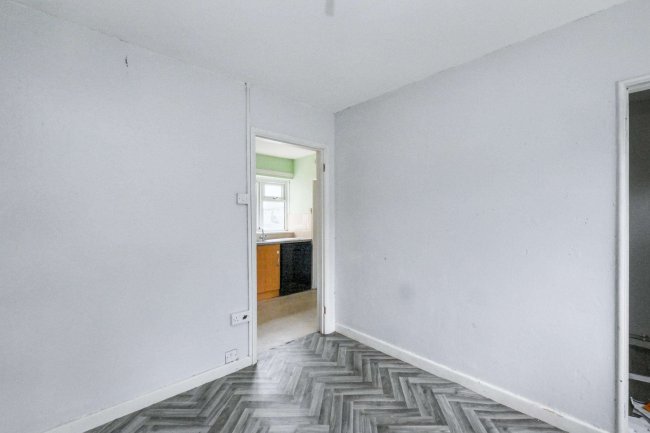 42 Horslow Street, Potton, Sandy Beds SG19 2NX 8